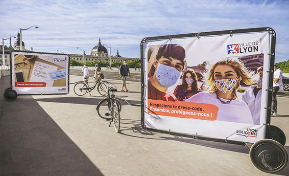 Affichage mobile pour la vile de Lyon avec le Bike'Com